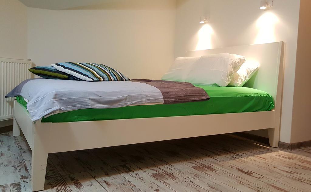 Pillows Party Hostel Krakow Bagian luar foto